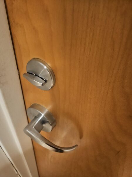 commercial door hardware